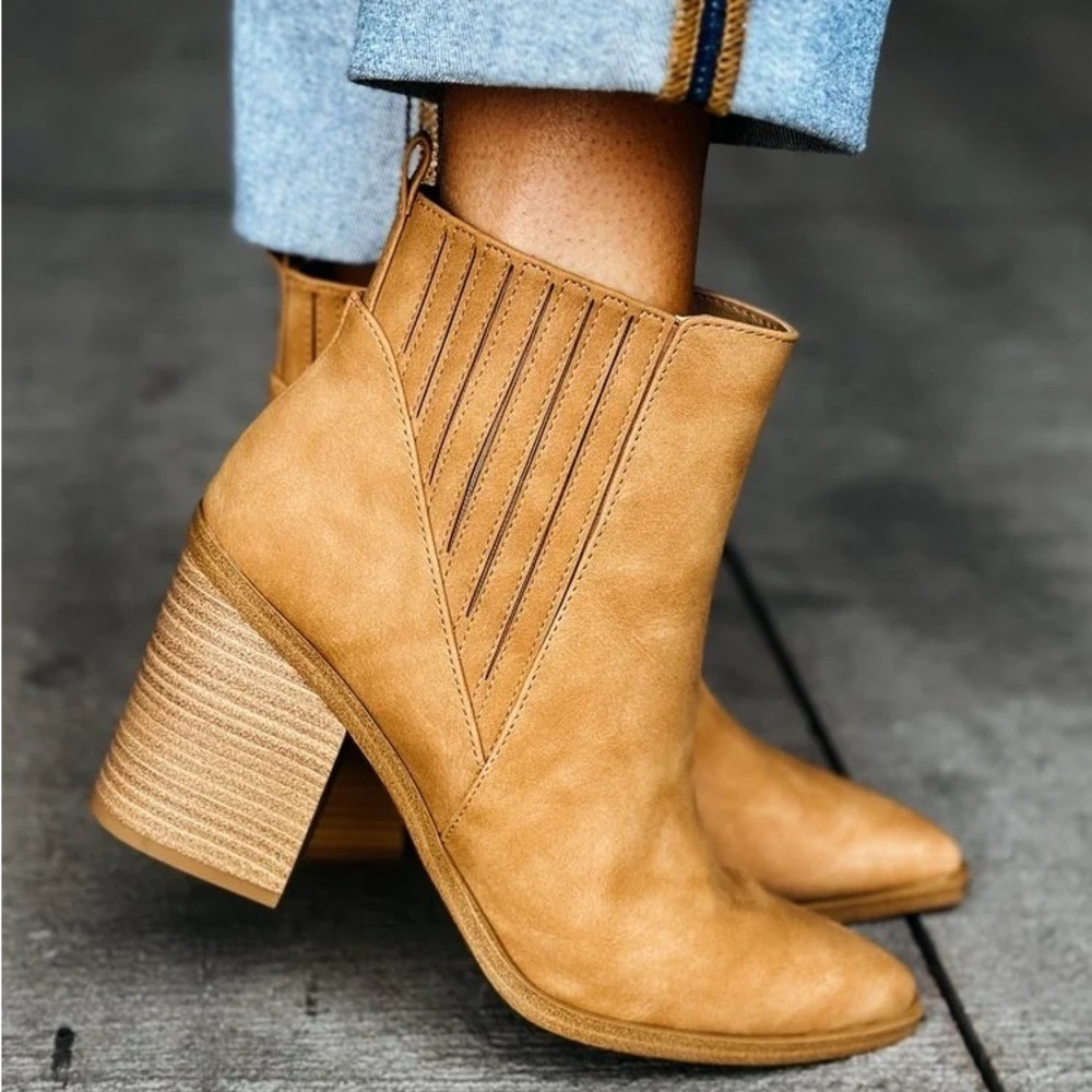 Slip on Pointed Toe Chunky Mid Heel Elastic Panel Casual Chelsea Western Booties